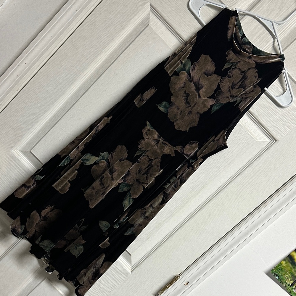 J.O.A. Black and Brown Floral Midi Dress